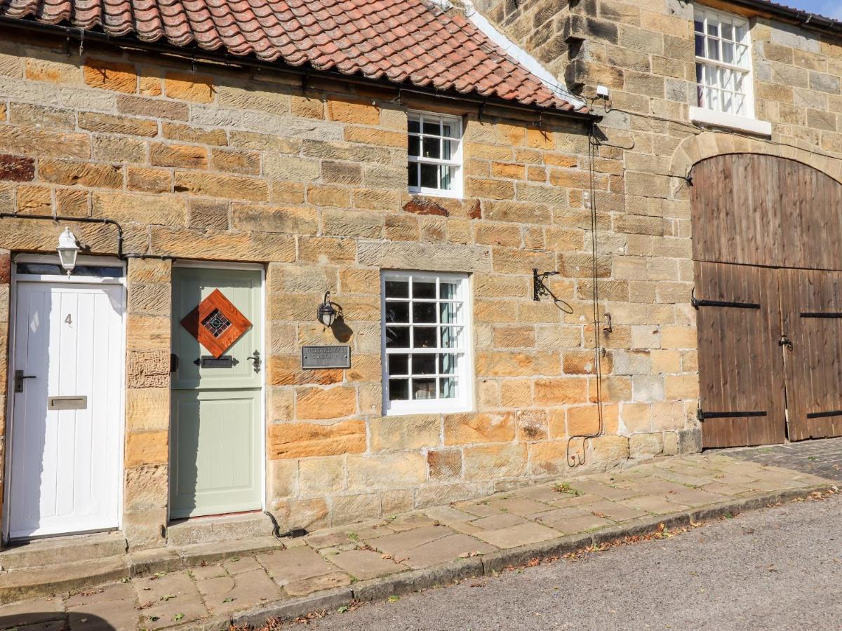 Michaelmass Cottage Whitby Eksteriør billede